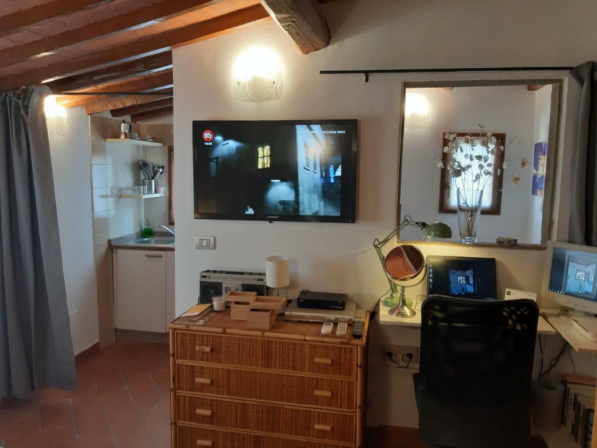 Porcellana Twenty-Six Florence Wi-Fi Apartment Экстерьер фото